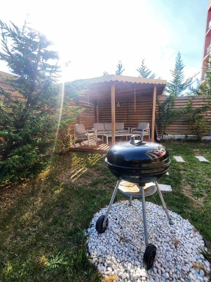Sika Sunny Garden Apartment Arad Extérieur photo